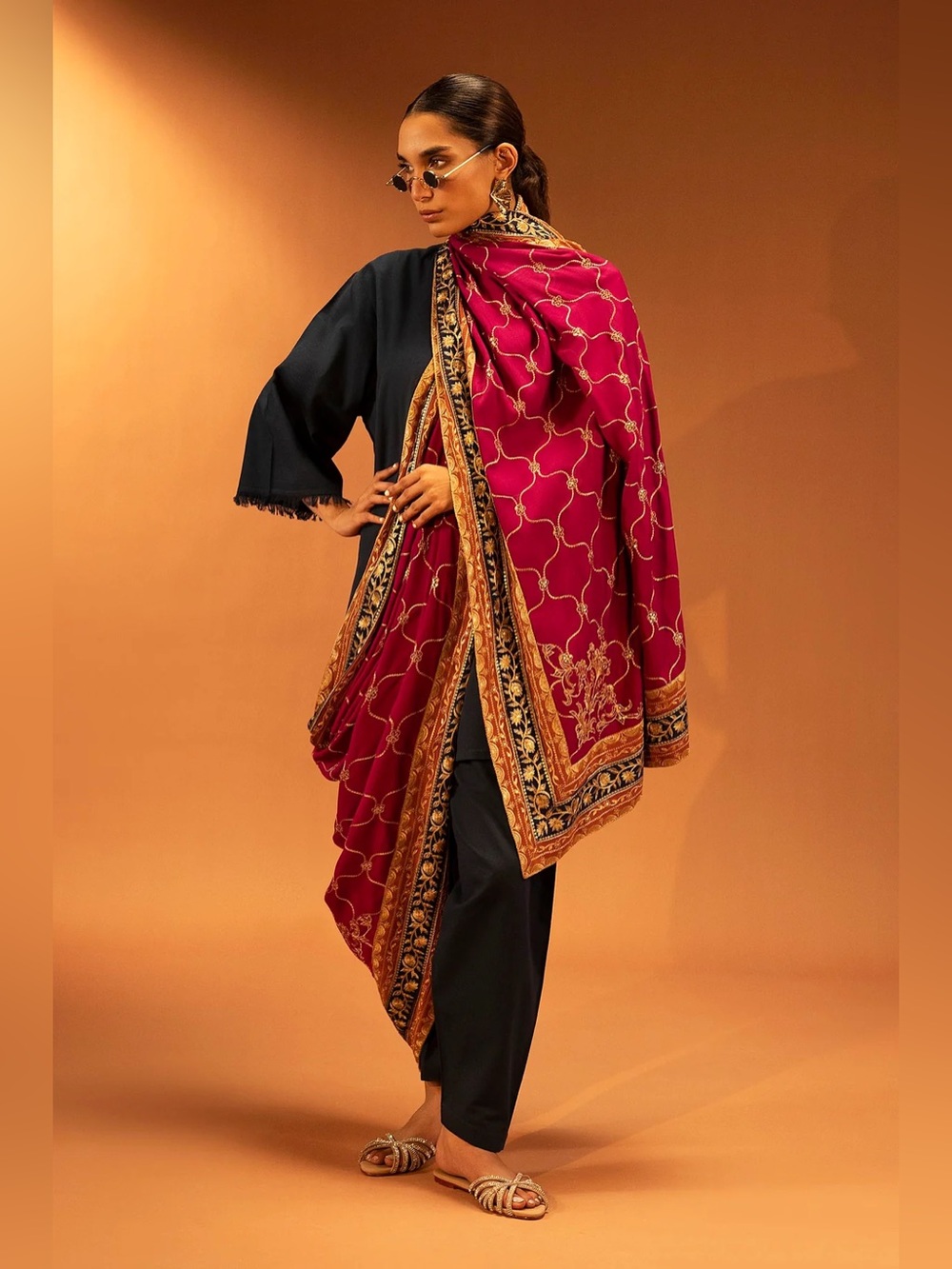 New! SANA SAFINAZ Vibrant Fuchsia and Gold Printed 100% Pure Raw Silk Shawl